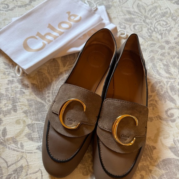 Chloe Shoes - 💯 Authentic Chloé C Logo Convertible Leather Loafers size 39